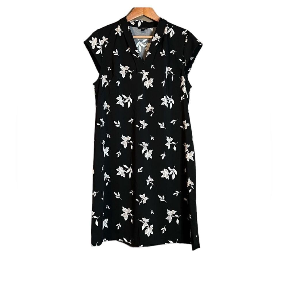 Ann Taylor factory floral short sleeve dress